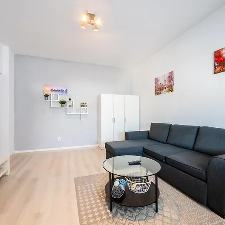 Stylish 1br Flat In - Rosetti Blanc *