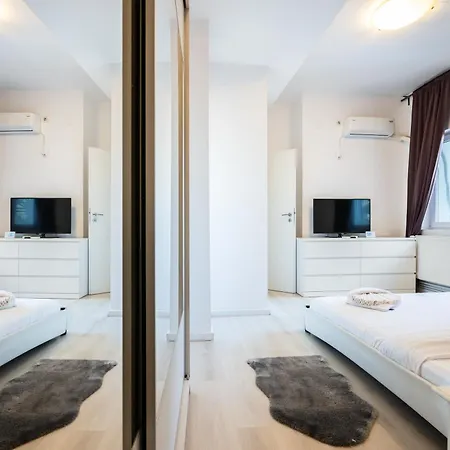 Apartment Stylish 1br Flat In - Rosetti Blanc